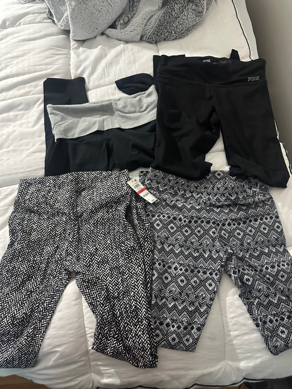 Assorted leggings X-Small/Small
